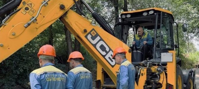 «Удар по підстанції, два зруйнованих ТП, дрон, що заплутався у дротах, – ворог знеструмив понад 9,6 тисяч споживачів», — Андрій Стасевський